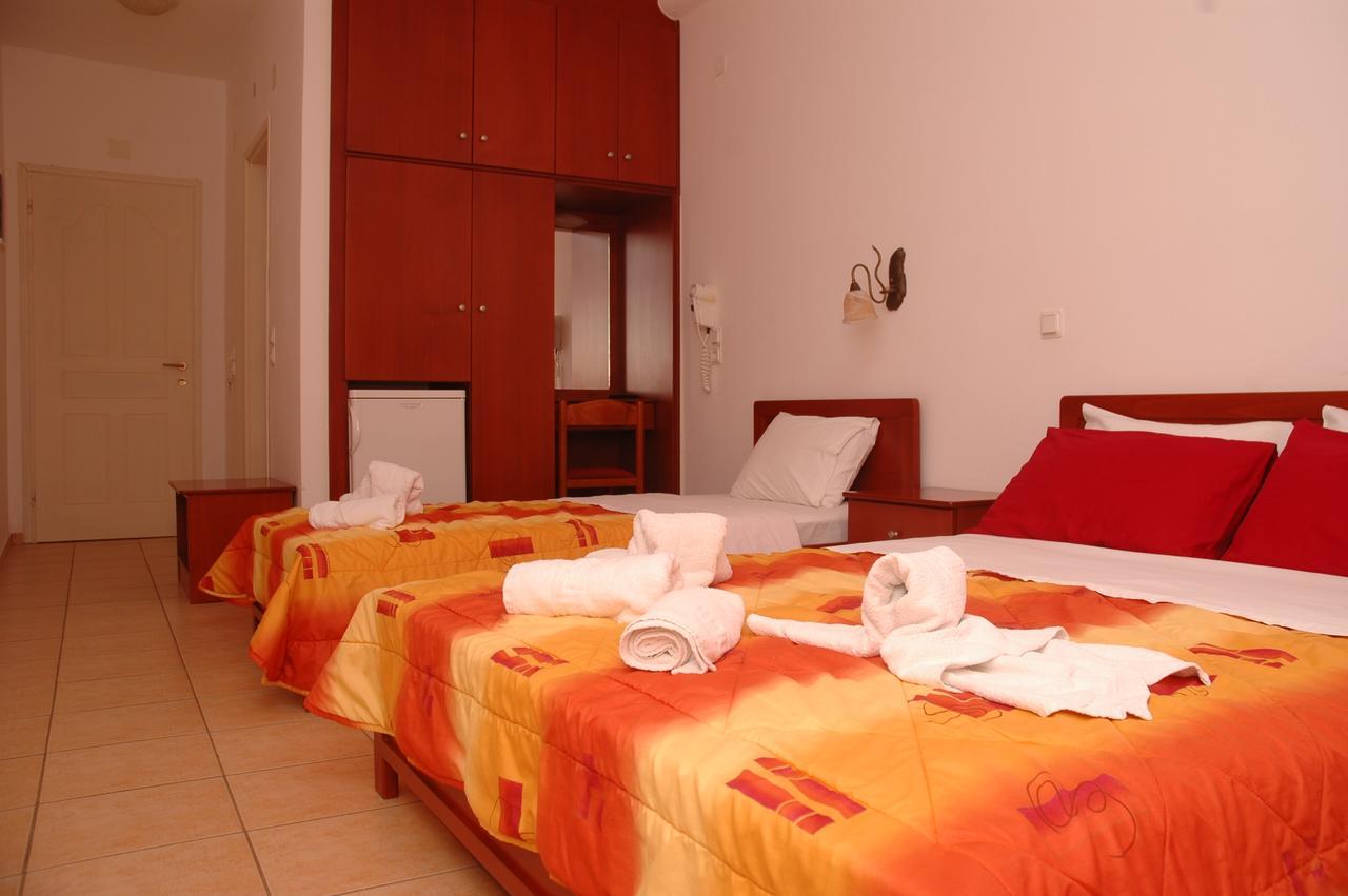 Agnanti Hotel Kalamakia 外观 照片