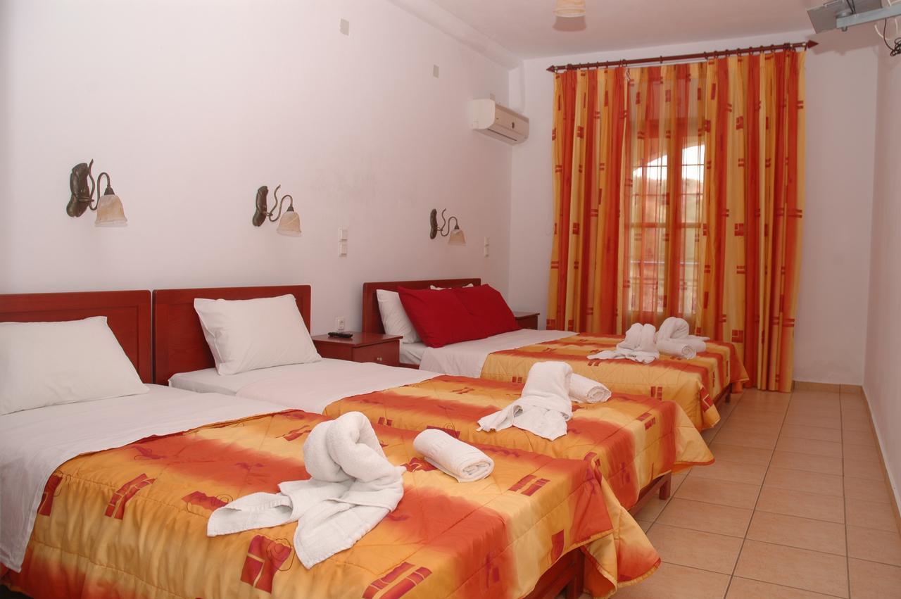 Agnanti Hotel Kalamakia 外观 照片