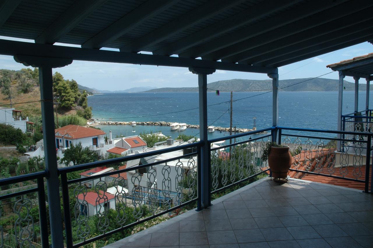 Agnanti Hotel Kalamakia 外观 照片